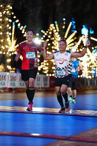 BIB: 43307, 000000, 40531
                            <button type="button" onclick="openModal(19881090)" class="btn btn-primary btn-sm float-right btn-popup" data-toggle="modal" data-target=".modal-high-quality">
                        <i class="fas fa-shopping-cart"></i> Add to Cart
                    </button>
                                            <button type="button" onclick="isThisMe(19881090, true)" class="btn btn-success btn-sm float-right btn-popup btn-isme hidden" data-toggle="tooltip" data-placement="bottom" title="นี่คือรูปของคุณใช่ไหม คลิกที่นี่เพื่อเอาเข้าอัลบั้ม">
                        <i class="fas fa-plus"></i> Add to album
                    </button>
                    <button type="button" onclick="isThisMe(19881090, false)" class="btn btn-warning btn-sm float-right btn-popup btn-isnotme hidden">
                        <i class="fas fa-ban"></i> Remove from album
                    </button>