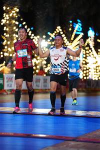 BIB: 43307, 40531
                            <button type="button" onclick="openModal(19881199)" class="btn btn-primary btn-sm float-right btn-popup" data-toggle="modal" data-target=".modal-high-quality">
                        <i class="fas fa-shopping-cart"></i> Add to Cart
                    </button>
                                            <button type="button" onclick="isThisMe(19881199, true)" class="btn btn-success btn-sm float-right btn-popup btn-isme hidden" data-toggle="tooltip" data-placement="bottom" title="นี่คือรูปของคุณใช่ไหม คลิกที่นี่เพื่อเอาเข้าอัลบั้ม">
                        <i class="fas fa-plus"></i> Add to album
                    </button>
                    <button type="button" onclick="isThisMe(19881199, false)" class="btn btn-warning btn-sm float-right btn-popup btn-isnotme hidden">
                        <i class="fas fa-ban"></i> Remove from album
                    </button>