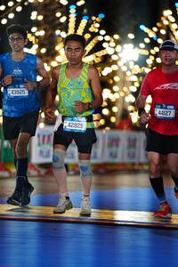 BIB: 43925, 42825, 44127
                            <button type="button" onclick="openModal(19882384)" class="btn btn-primary btn-sm float-right btn-popup" data-toggle="modal" data-target=".modal-high-quality">
                        <i class="fas fa-shopping-cart"></i> Add to Cart
                    </button>
                                            <button type="button" onclick="isThisMe(19882384, true)" class="btn btn-success btn-sm float-right btn-popup btn-isme hidden" data-toggle="tooltip" data-placement="bottom" title="นี่คือรูปของคุณใช่ไหม คลิกที่นี่เพื่อเอาเข้าอัลบั้ม">
                        <i class="fas fa-plus"></i> Add to album
                    </button>
                    <button type="button" onclick="isThisMe(19882384, false)" class="btn btn-warning btn-sm float-right btn-popup btn-isnotme hidden">
                        <i class="fas fa-ban"></i> Remove from album
                    </button>