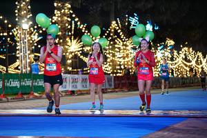 BIB: 002, 200
                            <button type="button" onclick="openModal(19878781)" class="btn btn-primary btn-sm float-right btn-popup" data-toggle="modal" data-target=".modal-high-quality">
                        <i class="fas fa-shopping-cart"></i> Add to Cart
                    </button>
                                            <button type="button" onclick="isThisMe(19878781, true)" class="btn btn-success btn-sm float-right btn-popup btn-isme hidden" data-toggle="tooltip" data-placement="bottom" title="นี่คือรูปของคุณใช่ไหม คลิกที่นี่เพื่อเอาเข้าอัลบั้ม">
                        <i class="fas fa-plus"></i> Add to album
                    </button>
                    <button type="button" onclick="isThisMe(19878781, false)" class="btn btn-warning btn-sm float-right btn-popup btn-isnotme hidden">
                        <i class="fas fa-ban"></i> Remove from album
                    </button>