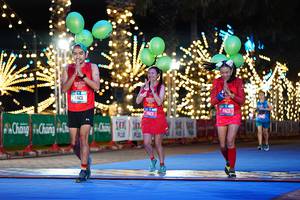 BIB: 000000
                            <button type="button" onclick="openModal(19878834)" class="btn btn-primary btn-sm float-right btn-popup" data-toggle="modal" data-target=".modal-high-quality">
                        <i class="fas fa-shopping-cart"></i> Add to Cart
                    </button>
                                            <button type="button" onclick="isThisMe(19878834, true)" class="btn btn-success btn-sm float-right btn-popup btn-isme hidden" data-toggle="tooltip" data-placement="bottom" title="นี่คือรูปของคุณใช่ไหม คลิกที่นี่เพื่อเอาเข้าอัลบั้ม">
                        <i class="fas fa-plus"></i> Add to album
                    </button>
                    <button type="button" onclick="isThisMe(19878834, false)" class="btn btn-warning btn-sm float-right btn-popup btn-isnotme hidden">
                        <i class="fas fa-ban"></i> Remove from album
                    </button>