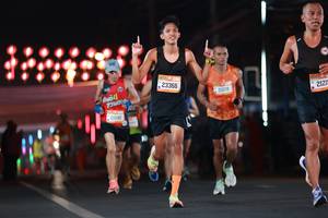 BIB: 06012, 23366, 21074, 21215
                            <button type="button" onclick="openModal(19803262)" class="btn btn-primary btn-sm float-right btn-popup" data-toggle="modal" data-target=".modal-high-quality">
                        <i class="fas fa-shopping-cart"></i> Add to Cart
                    </button>
                                            <button type="button" onclick="isThisMe(19803262, true)" class="btn btn-success btn-sm float-right btn-popup btn-isme hidden" data-toggle="tooltip" data-placement="bottom" title="นี่คือรูปของคุณใช่ไหม คลิกที่นี่เพื่อเอาเข้าอัลบั้ม">
                        <i class="fas fa-plus"></i> Add to album
                    </button>
                    <button type="button" onclick="isThisMe(19803262, false)" class="btn btn-warning btn-sm float-right btn-popup btn-isnotme hidden">
                        <i class="fas fa-ban"></i> Remove from album
                    </button>