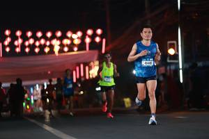 BIB: 41448
                            <button type="button" onclick="openModal(19801945)" class="btn btn-primary btn-sm float-right btn-popup" data-toggle="modal" data-target=".modal-high-quality">
                        <i class="fas fa-shopping-cart"></i> Add to Cart
                    </button>
                                            <button type="button" onclick="isThisMe(19801945, true)" class="btn btn-success btn-sm float-right btn-popup btn-isme hidden" data-toggle="tooltip" data-placement="bottom" title="นี่คือรูปของคุณใช่ไหม คลิกที่นี่เพื่อเอาเข้าอัลบั้ม">
                        <i class="fas fa-plus"></i> Add to album
                    </button>
                    <button type="button" onclick="isThisMe(19801945, false)" class="btn btn-warning btn-sm float-right btn-popup btn-isnotme hidden">
                        <i class="fas fa-ban"></i> Remove from album
                    </button>