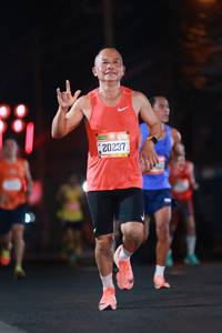 BIB: 20237
                            <button type="button" onclick="openModal(19812623)" class="btn btn-primary btn-sm float-right btn-popup" data-toggle="modal" data-target=".modal-high-quality">
                        <i class="fas fa-shopping-cart"></i> Add to Cart
                    </button>
                                            <button type="button" onclick="isThisMe(19812623, true)" class="btn btn-success btn-sm float-right btn-popup btn-isme hidden" data-toggle="tooltip" data-placement="bottom" title="นี่คือรูปของคุณใช่ไหม คลิกที่นี่เพื่อเอาเข้าอัลบั้ม">
                        <i class="fas fa-plus"></i> Add to album
                    </button>
                    <button type="button" onclick="isThisMe(19812623, false)" class="btn btn-warning btn-sm float-right btn-popup btn-isnotme hidden">
                        <i class="fas fa-ban"></i> Remove from album
                    </button>