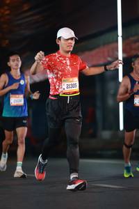 BIB: 2103, 21305
                            <button type="button" onclick="openModal(19837822)" class="btn btn-primary btn-sm float-right btn-popup" data-toggle="modal" data-target=".modal-high-quality">
                        <i class="fas fa-shopping-cart"></i> Add to Cart
                    </button>
                                            <button type="button" onclick="isThisMe(19837822, true)" class="btn btn-success btn-sm float-right btn-popup btn-isme hidden" data-toggle="tooltip" data-placement="bottom" title="นี่คือรูปของคุณใช่ไหม คลิกที่นี่เพื่อเอาเข้าอัลบั้ม">
                        <i class="fas fa-plus"></i> Add to album
                    </button>
                    <button type="button" onclick="isThisMe(19837822, false)" class="btn btn-warning btn-sm float-right btn-popup btn-isnotme hidden">
                        <i class="fas fa-ban"></i> Remove from album
                    </button>