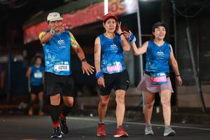 BIB: 40718, 456, 45269
                            <button type="button" onclick="openModal(20853278)" class="btn btn-primary btn-sm float-right btn-popup" data-toggle="modal" data-target=".modal-high-quality">
                        <i class="fas fa-shopping-cart"></i> Add to Cart
                    </button>
                                            <button type="button" onclick="isThisMe(20853278, true)" class="btn btn-success btn-sm float-right btn-popup btn-isme hidden" data-toggle="tooltip" data-placement="bottom" title="นี่คือรูปของคุณใช่ไหม คลิกที่นี่เพื่อเอาเข้าอัลบั้ม">
                        <i class="fas fa-plus"></i> Add to album
                    </button>
                    <button type="button" onclick="isThisMe(20853278, false)" class="btn btn-warning btn-sm float-right btn-popup btn-isnotme hidden">
                        <i class="fas fa-ban"></i> Remove from album
                    </button>