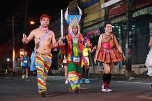 BIB: 68405
                            <button type="button" onclick="openModal(20858642)" class="btn btn-primary btn-sm float-right btn-popup" data-toggle="modal" data-target=".modal-high-quality">
                        <i class="fas fa-shopping-cart"></i> Add to Cart
                    </button>
                                            <button type="button" onclick="isThisMe(20858642, true)" class="btn btn-success btn-sm float-right btn-popup btn-isme hidden" data-toggle="tooltip" data-placement="bottom" title="นี่คือรูปของคุณใช่ไหม คลิกที่นี่เพื่อเอาเข้าอัลบั้ม">
                        <i class="fas fa-plus"></i> Add to album
                    </button>
                    <button type="button" onclick="isThisMe(20858642, false)" class="btn btn-warning btn-sm float-right btn-popup btn-isnotme hidden">
                        <i class="fas fa-ban"></i> Remove from album
                    </button>