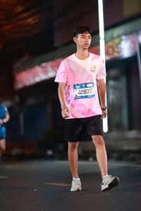 BIB: 40837
                            <button type="button" onclick="openModal(20860268)" class="btn btn-primary btn-sm float-right btn-popup" data-toggle="modal" data-target=".modal-high-quality">
                        <i class="fas fa-shopping-cart"></i> Add to Cart
                    </button>
                                            <button type="button" onclick="isThisMe(20860268, true)" class="btn btn-success btn-sm float-right btn-popup btn-isme hidden" data-toggle="tooltip" data-placement="bottom" title="นี่คือรูปของคุณใช่ไหม คลิกที่นี่เพื่อเอาเข้าอัลบั้ม">
                        <i class="fas fa-plus"></i> Add to album
                    </button>
                    <button type="button" onclick="isThisMe(20860268, false)" class="btn btn-warning btn-sm float-right btn-popup btn-isnotme hidden">
                        <i class="fas fa-ban"></i> Remove from album
                    </button>