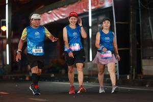 BIB: 7771, 40718, 46887, 45269
                            <button type="button" onclick="openModal(20853081)" class="btn btn-primary btn-sm float-right btn-popup" data-toggle="modal" data-target=".modal-high-quality">
                        <i class="fas fa-shopping-cart"></i> Add to Cart
                    </button>
                                            <button type="button" onclick="isThisMe(20853081, true)" class="btn btn-success btn-sm float-right btn-popup btn-isme hidden" data-toggle="tooltip" data-placement="bottom" title="นี่คือรูปของคุณใช่ไหม คลิกที่นี่เพื่อเอาเข้าอัลบั้ม">
                        <i class="fas fa-plus"></i> Add to album
                    </button>
                    <button type="button" onclick="isThisMe(20853081, false)" class="btn btn-warning btn-sm float-right btn-popup btn-isnotme hidden">
                        <i class="fas fa-ban"></i> Remove from album
                    </button>