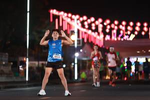 BIB: 40526
                            <button type="button" onclick="openModal(20820751)" class="btn btn-primary btn-sm float-right btn-popup" data-toggle="modal" data-target=".modal-high-quality">
                        <i class="fas fa-shopping-cart"></i> Add to Cart
                    </button>
                                            <button type="button" onclick="isThisMe(20820751, true)" class="btn btn-success btn-sm float-right btn-popup btn-isme hidden" data-toggle="tooltip" data-placement="bottom" title="นี่คือรูปของคุณใช่ไหม คลิกที่นี่เพื่อเอาเข้าอัลบั้ม">
                        <i class="fas fa-plus"></i> Add to album
                    </button>
                    <button type="button" onclick="isThisMe(20820751, false)" class="btn btn-warning btn-sm float-right btn-popup btn-isnotme hidden">
                        <i class="fas fa-ban"></i> Remove from album
                    </button>