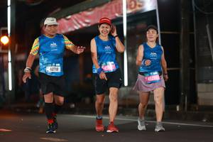 BIB: 40718, 4567, 45269
                            <button type="button" onclick="openModal(20853109)" class="btn btn-primary btn-sm float-right btn-popup" data-toggle="modal" data-target=".modal-high-quality">
                        <i class="fas fa-shopping-cart"></i> Add to Cart
                    </button>
                                            <button type="button" onclick="isThisMe(20853109, true)" class="btn btn-success btn-sm float-right btn-popup btn-isme hidden" data-toggle="tooltip" data-placement="bottom" title="นี่คือรูปของคุณใช่ไหม คลิกที่นี่เพื่อเอาเข้าอัลบั้ม">
                        <i class="fas fa-plus"></i> Add to album
                    </button>
                    <button type="button" onclick="isThisMe(20853109, false)" class="btn btn-warning btn-sm float-right btn-popup btn-isnotme hidden">
                        <i class="fas fa-ban"></i> Remove from album
                    </button>