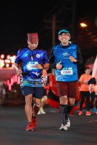 BIB: 64410, 1931, 43646
                            <button type="button" onclick="openModal(20839366)" class="btn btn-primary btn-sm float-right btn-popup" data-toggle="modal" data-target=".modal-high-quality">
                        <i class="fas fa-shopping-cart"></i> Add to Cart
                    </button>
                                            <button type="button" onclick="isThisMe(20839366, true)" class="btn btn-success btn-sm float-right btn-popup btn-isme hidden" data-toggle="tooltip" data-placement="bottom" title="นี่คือรูปของคุณใช่ไหม คลิกที่นี่เพื่อเอาเข้าอัลบั้ม">
                        <i class="fas fa-plus"></i> Add to album
                    </button>
                    <button type="button" onclick="isThisMe(20839366, false)" class="btn btn-warning btn-sm float-right btn-popup btn-isnotme hidden">
                        <i class="fas fa-ban"></i> Remove from album
                    </button>