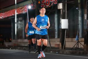 BIB: 4340, 43825
                            <button type="button" onclick="openModal(20850900)" class="btn btn-primary btn-sm float-right btn-popup" data-toggle="modal" data-target=".modal-high-quality">
                        <i class="fas fa-shopping-cart"></i> Add to Cart
                    </button>
                                            <button type="button" onclick="isThisMe(20850900, true)" class="btn btn-success btn-sm float-right btn-popup btn-isme hidden" data-toggle="tooltip" data-placement="bottom" title="นี่คือรูปของคุณใช่ไหม คลิกที่นี่เพื่อเอาเข้าอัลบั้ม">
                        <i class="fas fa-plus"></i> Add to album
                    </button>
                    <button type="button" onclick="isThisMe(20850900, false)" class="btn btn-warning btn-sm float-right btn-popup btn-isnotme hidden">
                        <i class="fas fa-ban"></i> Remove from album
                    </button>