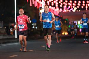 BIB: 6121
                            <button type="button" onclick="openModal(20784007)" class="btn btn-primary btn-sm float-right btn-popup" data-toggle="modal" data-target=".modal-high-quality">
                        <i class="fas fa-shopping-cart"></i> Add to Cart
                    </button>
                                            <button type="button" onclick="isThisMe(20784007, true)" class="btn btn-success btn-sm float-right btn-popup btn-isme hidden" data-toggle="tooltip" data-placement="bottom" title="นี่คือรูปของคุณใช่ไหม คลิกที่นี่เพื่อเอาเข้าอัลบั้ม">
                        <i class="fas fa-plus"></i> Add to album
                    </button>
                    <button type="button" onclick="isThisMe(20784007, false)" class="btn btn-warning btn-sm float-right btn-popup btn-isnotme hidden">
                        <i class="fas fa-ban"></i> Remove from album
                    </button>