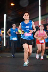 BIB: 6305, 45738
                            <button type="button" onclick="openModal(20859984)" class="btn btn-primary btn-sm float-right btn-popup" data-toggle="modal" data-target=".modal-high-quality">
                        <i class="fas fa-shopping-cart"></i> Add to Cart
                    </button>
                                            <button type="button" onclick="isThisMe(20859984, true)" class="btn btn-success btn-sm float-right btn-popup btn-isme hidden" data-toggle="tooltip" data-placement="bottom" title="นี่คือรูปของคุณใช่ไหม คลิกที่นี่เพื่อเอาเข้าอัลบั้ม">
                        <i class="fas fa-plus"></i> Add to album
                    </button>
                    <button type="button" onclick="isThisMe(20859984, false)" class="btn btn-warning btn-sm float-right btn-popup btn-isnotme hidden">
                        <i class="fas fa-ban"></i> Remove from album
                    </button>