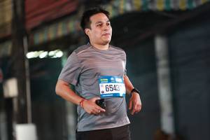 BIB: 65432
                            <button type="button" onclick="openModal(20841994)" class="btn btn-primary btn-sm float-right btn-popup" data-toggle="modal" data-target=".modal-high-quality">
                        <i class="fas fa-shopping-cart"></i> Add to Cart
                    </button>
                                            <button type="button" onclick="isThisMe(20841994, true)" class="btn btn-success btn-sm float-right btn-popup btn-isme hidden" data-toggle="tooltip" data-placement="bottom" title="นี่คือรูปของคุณใช่ไหม คลิกที่นี่เพื่อเอาเข้าอัลบั้ม">
                        <i class="fas fa-plus"></i> Add to album
                    </button>
                    <button type="button" onclick="isThisMe(20841994, false)" class="btn btn-warning btn-sm float-right btn-popup btn-isnotme hidden">
                        <i class="fas fa-ban"></i> Remove from album
                    </button>