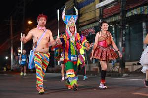 BIB: 68405
                            <button type="button" onclick="openModal(20858669)" class="btn btn-primary btn-sm float-right btn-popup" data-toggle="modal" data-target=".modal-high-quality">
                        <i class="fas fa-shopping-cart"></i> Add to Cart
                    </button>
                                            <button type="button" onclick="isThisMe(20858669, true)" class="btn btn-success btn-sm float-right btn-popup btn-isme hidden" data-toggle="tooltip" data-placement="bottom" title="นี่คือรูปของคุณใช่ไหม คลิกที่นี่เพื่อเอาเข้าอัลบั้ม">
                        <i class="fas fa-plus"></i> Add to album
                    </button>
                    <button type="button" onclick="isThisMe(20858669, false)" class="btn btn-warning btn-sm float-right btn-popup btn-isnotme hidden">
                        <i class="fas fa-ban"></i> Remove from album
                    </button>