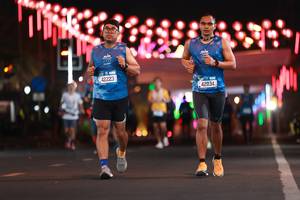 BIB: 42223, 42034
                            <button type="button" onclick="openModal(20839031)" class="btn btn-primary btn-sm float-right btn-popup" data-toggle="modal" data-target=".modal-high-quality">
                        <i class="fas fa-shopping-cart"></i> Add to Cart
                    </button>
                                            <button type="button" onclick="isThisMe(20839031, true)" class="btn btn-success btn-sm float-right btn-popup btn-isme hidden" data-toggle="tooltip" data-placement="bottom" title="นี่คือรูปของคุณใช่ไหม คลิกที่นี่เพื่อเอาเข้าอัลบั้ม">
                        <i class="fas fa-plus"></i> Add to album
                    </button>
                    <button type="button" onclick="isThisMe(20839031, false)" class="btn btn-warning btn-sm float-right btn-popup btn-isnotme hidden">
                        <i class="fas fa-ban"></i> Remove from album
                    </button>
