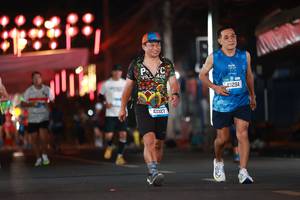 BIB: 201, 111, 43294
                            <button type="button" onclick="openModal(20839330)" class="btn btn-primary btn-sm float-right btn-popup" data-toggle="modal" data-target=".modal-high-quality">
                        <i class="fas fa-shopping-cart"></i> Add to Cart
                    </button>
                                            <button type="button" onclick="isThisMe(20839330, true)" class="btn btn-success btn-sm float-right btn-popup btn-isme hidden" data-toggle="tooltip" data-placement="bottom" title="นี่คือรูปของคุณใช่ไหม คลิกที่นี่เพื่อเอาเข้าอัลบั้ม">
                        <i class="fas fa-plus"></i> Add to album
                    </button>
                    <button type="button" onclick="isThisMe(20839330, false)" class="btn btn-warning btn-sm float-right btn-popup btn-isnotme hidden">
                        <i class="fas fa-ban"></i> Remove from album
                    </button>
