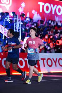 BIB: 77454
                            <button type="button" onclick="openModal(21095129)" class="btn btn-primary btn-sm float-right btn-popup" data-toggle="modal" data-target=".modal-high-quality">
                        <i class="fas fa-shopping-cart"></i> Add to Cart
                    </button>
                                            <button type="button" onclick="isThisMe(21095129, true)" class="btn btn-success btn-sm float-right btn-popup btn-isme hidden" data-toggle="tooltip" data-placement="bottom" title="นี่คือรูปของคุณใช่ไหม คลิกที่นี่เพื่อเอาเข้าอัลบั้ม">
                        <i class="fas fa-plus"></i> Add to album
                    </button>
                    <button type="button" onclick="isThisMe(21095129, false)" class="btn btn-warning btn-sm float-right btn-popup btn-isnotme hidden">
                        <i class="fas fa-ban"></i> Remove from album
                    </button>