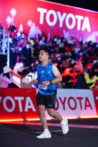 BIB: 12229
                            <button type="button" onclick="openModal(21094377)" class="btn btn-primary btn-sm float-right btn-popup" data-toggle="modal" data-target=".modal-high-quality">
                        <i class="fas fa-shopping-cart"></i> Add to Cart
                    </button>
                                            <button type="button" onclick="isThisMe(21094377, true)" class="btn btn-success btn-sm float-right btn-popup btn-isme hidden" data-toggle="tooltip" data-placement="bottom" title="นี่คือรูปของคุณใช่ไหม คลิกที่นี่เพื่อเอาเข้าอัลบั้ม">
                        <i class="fas fa-plus"></i> Add to album
                    </button>
                    <button type="button" onclick="isThisMe(21094377, false)" class="btn btn-warning btn-sm float-right btn-popup btn-isnotme hidden">
                        <i class="fas fa-ban"></i> Remove from album
                    </button>