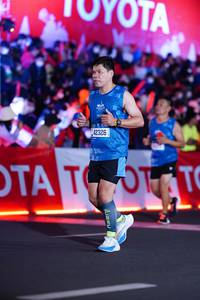 BIB: 42326
                            <button type="button" onclick="openModal(21095636)" class="btn btn-primary btn-sm float-right btn-popup" data-toggle="modal" data-target=".modal-high-quality">
                        <i class="fas fa-shopping-cart"></i> Add to Cart
                    </button>
                                            <button type="button" onclick="isThisMe(21095636, true)" class="btn btn-success btn-sm float-right btn-popup btn-isme hidden" data-toggle="tooltip" data-placement="bottom" title="นี่คือรูปของคุณใช่ไหม คลิกที่นี่เพื่อเอาเข้าอัลบั้ม">
                        <i class="fas fa-plus"></i> Add to album
                    </button>
                    <button type="button" onclick="isThisMe(21095636, false)" class="btn btn-warning btn-sm float-right btn-popup btn-isnotme hidden">
                        <i class="fas fa-ban"></i> Remove from album
                    </button>