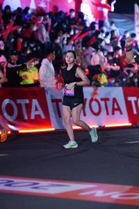 BIB: 22711, 45873
                            <button type="button" onclick="openModal(21135052)" class="btn btn-primary btn-sm float-right btn-popup" data-toggle="modal" data-target=".modal-high-quality">
                        <i class="fas fa-shopping-cart"></i> Add to Cart
                    </button>
                                            <button type="button" onclick="isThisMe(21135052, true)" class="btn btn-success btn-sm float-right btn-popup btn-isme hidden" data-toggle="tooltip" data-placement="bottom" title="นี่คือรูปของคุณใช่ไหม คลิกที่นี่เพื่อเอาเข้าอัลบั้ม">
                        <i class="fas fa-plus"></i> Add to album
                    </button>
                    <button type="button" onclick="isThisMe(21135052, false)" class="btn btn-warning btn-sm float-right btn-popup btn-isnotme hidden">
                        <i class="fas fa-ban"></i> Remove from album
                    </button>