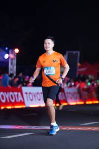 BIB: 43404
                            <button type="button" onclick="openModal(21094617)" class="btn btn-primary btn-sm float-right btn-popup" data-toggle="modal" data-target=".modal-high-quality">
                        <i class="fas fa-shopping-cart"></i> Add to Cart
                    </button>
                                            <button type="button" onclick="isThisMe(21094617, true)" class="btn btn-success btn-sm float-right btn-popup btn-isme hidden" data-toggle="tooltip" data-placement="bottom" title="นี่คือรูปของคุณใช่ไหม คลิกที่นี่เพื่อเอาเข้าอัลบั้ม">
                        <i class="fas fa-plus"></i> Add to album
                    </button>
                    <button type="button" onclick="isThisMe(21094617, false)" class="btn btn-warning btn-sm float-right btn-popup btn-isnotme hidden">
                        <i class="fas fa-ban"></i> Remove from album
                    </button>