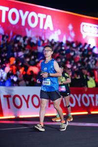 BIB: 40984, 003
                            <button type="button" onclick="openModal(21096154)" class="btn btn-primary btn-sm float-right btn-popup" data-toggle="modal" data-target=".modal-high-quality">
                        <i class="fas fa-shopping-cart"></i> Add to Cart
                    </button>
                                            <button type="button" onclick="isThisMe(21096154, true)" class="btn btn-success btn-sm float-right btn-popup btn-isme hidden" data-toggle="tooltip" data-placement="bottom" title="นี่คือรูปของคุณใช่ไหม คลิกที่นี่เพื่อเอาเข้าอัลบั้ม">
                        <i class="fas fa-plus"></i> Add to album
                    </button>
                    <button type="button" onclick="isThisMe(21096154, false)" class="btn btn-warning btn-sm float-right btn-popup btn-isnotme hidden">
                        <i class="fas fa-ban"></i> Remove from album
                    </button>