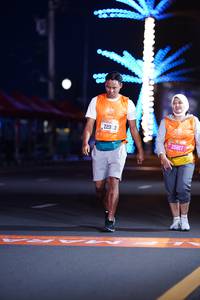 BIB: 229, 26817
                            <button type="button" onclick="openModal(21116865)" class="btn btn-primary btn-sm float-right btn-popup" data-toggle="modal" data-target=".modal-high-quality">
                        <i class="fas fa-shopping-cart"></i> Add to Cart
                    </button>
                                            <button type="button" onclick="isThisMe(21116865, true)" class="btn btn-success btn-sm float-right btn-popup btn-isme hidden" data-toggle="tooltip" data-placement="bottom" title="นี่คือรูปของคุณใช่ไหม คลิกที่นี่เพื่อเอาเข้าอัลบั้ม">
                        <i class="fas fa-plus"></i> Add to album
                    </button>
                    <button type="button" onclick="isThisMe(21116865, false)" class="btn btn-warning btn-sm float-right btn-popup btn-isnotme hidden">
                        <i class="fas fa-ban"></i> Remove from album
                    </button>