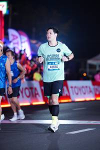 BIB: 43660
                            <button type="button" onclick="openModal(21519081)" class="btn btn-primary btn-sm float-right btn-popup" data-toggle="modal" data-target=".modal-high-quality">
                        <i class="fas fa-shopping-cart"></i> Add to Cart
                    </button>
                                            <button type="button" onclick="isThisMe(21519081, true)" class="btn btn-success btn-sm float-right btn-popup btn-isme hidden" data-toggle="tooltip" data-placement="bottom" title="นี่คือรูปของคุณใช่ไหม คลิกที่นี่เพื่อเอาเข้าอัลบั้ม">
                        <i class="fas fa-plus"></i> Add to album
                    </button>
                    <button type="button" onclick="isThisMe(21519081, false)" class="btn btn-warning btn-sm float-right btn-popup btn-isnotme hidden">
                        <i class="fas fa-ban"></i> Remove from album
                    </button>