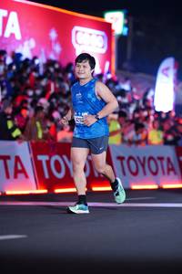 BIB: 689, 420
                            <button type="button" onclick="openModal(21513394)" class="btn btn-primary btn-sm float-right btn-popup" data-toggle="modal" data-target=".modal-high-quality">
                        <i class="fas fa-shopping-cart"></i> Add to Cart
                    </button>
                                            <button type="button" onclick="isThisMe(21513394, true)" class="btn btn-success btn-sm float-right btn-popup btn-isme hidden" data-toggle="tooltip" data-placement="bottom" title="นี่คือรูปของคุณใช่ไหม คลิกที่นี่เพื่อเอาเข้าอัลบั้ม">
                        <i class="fas fa-plus"></i> Add to album
                    </button>
                    <button type="button" onclick="isThisMe(21513394, false)" class="btn btn-warning btn-sm float-right btn-popup btn-isnotme hidden">
                        <i class="fas fa-ban"></i> Remove from album
                    </button>