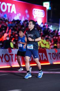 BIB: 2424, 77440
                            <button type="button" onclick="openModal(21510593)" class="btn btn-primary btn-sm float-right btn-popup" data-toggle="modal" data-target=".modal-high-quality">
                        <i class="fas fa-shopping-cart"></i> Add to Cart
                    </button>
                                            <button type="button" onclick="isThisMe(21510593, true)" class="btn btn-success btn-sm float-right btn-popup btn-isme hidden" data-toggle="tooltip" data-placement="bottom" title="นี่คือรูปของคุณใช่ไหม คลิกที่นี่เพื่อเอาเข้าอัลบั้ม">
                        <i class="fas fa-plus"></i> Add to album
                    </button>
                    <button type="button" onclick="isThisMe(21510593, false)" class="btn btn-warning btn-sm float-right btn-popup btn-isnotme hidden">
                        <i class="fas fa-ban"></i> Remove from album
                    </button>