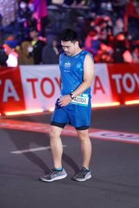 BIB: 42004
                            <button type="button" onclick="openModal(21416073)" class="btn btn-primary btn-sm float-right btn-popup" data-toggle="modal" data-target=".modal-high-quality">
                        <i class="fas fa-shopping-cart"></i> Add to Cart
                    </button>
                                            <button type="button" onclick="isThisMe(21416073, true)" class="btn btn-success btn-sm float-right btn-popup btn-isme hidden" data-toggle="tooltip" data-placement="bottom" title="นี่คือรูปของคุณใช่ไหม คลิกที่นี่เพื่อเอาเข้าอัลบั้ม">
                        <i class="fas fa-plus"></i> Add to album
                    </button>
                    <button type="button" onclick="isThisMe(21416073, false)" class="btn btn-warning btn-sm float-right btn-popup btn-isnotme hidden">
                        <i class="fas fa-ban"></i> Remove from album
                    </button>