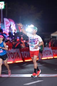 BIB: 5098, 40844
                            <button type="button" onclick="openModal(21427957)" class="btn btn-primary btn-sm float-right btn-popup" data-toggle="modal" data-target=".modal-high-quality">
                        <i class="fas fa-shopping-cart"></i> Add to Cart
                    </button>
                                            <button type="button" onclick="isThisMe(21427957, true)" class="btn btn-success btn-sm float-right btn-popup btn-isme hidden" data-toggle="tooltip" data-placement="bottom" title="นี่คือรูปของคุณใช่ไหม คลิกที่นี่เพื่อเอาเข้าอัลบั้ม">
                        <i class="fas fa-plus"></i> Add to album
                    </button>
                    <button type="button" onclick="isThisMe(21427957, false)" class="btn btn-warning btn-sm float-right btn-popup btn-isnotme hidden">
                        <i class="fas fa-ban"></i> Remove from album
                    </button>