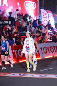 BIB: 15597, 45155
                            <button type="button" onclick="openModal(21422300)" class="btn btn-primary btn-sm float-right btn-popup" data-toggle="modal" data-target=".modal-high-quality">
                        <i class="fas fa-shopping-cart"></i> Add to Cart
                    </button>
                                            <button type="button" onclick="isThisMe(21422300, true)" class="btn btn-success btn-sm float-right btn-popup btn-isme hidden" data-toggle="tooltip" data-placement="bottom" title="นี่คือรูปของคุณใช่ไหม คลิกที่นี่เพื่อเอาเข้าอัลบั้ม">
                        <i class="fas fa-plus"></i> Add to album
                    </button>
                    <button type="button" onclick="isThisMe(21422300, false)" class="btn btn-warning btn-sm float-right btn-popup btn-isnotme hidden">
                        <i class="fas fa-ban"></i> Remove from album
                    </button>