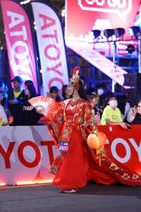 BIB: 8423
                            <button type="button" onclick="openModal(21422909)" class="btn btn-primary btn-sm float-right btn-popup" data-toggle="modal" data-target=".modal-high-quality">
                        <i class="fas fa-shopping-cart"></i> Add to Cart
                    </button>
                                            <button type="button" onclick="isThisMe(21422909, true)" class="btn btn-success btn-sm float-right btn-popup btn-isme hidden" data-toggle="tooltip" data-placement="bottom" title="นี่คือรูปของคุณใช่ไหม คลิกที่นี่เพื่อเอาเข้าอัลบั้ม">
                        <i class="fas fa-plus"></i> Add to album
                    </button>
                    <button type="button" onclick="isThisMe(21422909, false)" class="btn btn-warning btn-sm float-right btn-popup btn-isnotme hidden">
                        <i class="fas fa-ban"></i> Remove from album
                    </button>