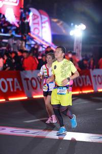 BIB: 42067
                            <button type="button" onclick="openModal(21434154)" class="btn btn-primary btn-sm float-right btn-popup" data-toggle="modal" data-target=".modal-high-quality">
                        <i class="fas fa-shopping-cart"></i> Add to Cart
                    </button>
                                            <button type="button" onclick="isThisMe(21434154, true)" class="btn btn-success btn-sm float-right btn-popup btn-isme hidden" data-toggle="tooltip" data-placement="bottom" title="นี่คือรูปของคุณใช่ไหม คลิกที่นี่เพื่อเอาเข้าอัลบั้ม">
                        <i class="fas fa-plus"></i> Add to album
                    </button>
                    <button type="button" onclick="isThisMe(21434154, false)" class="btn btn-warning btn-sm float-right btn-popup btn-isnotme hidden">
                        <i class="fas fa-ban"></i> Remove from album
                    </button>