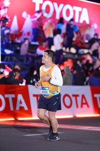 BIB: 43300
                            <button type="button" onclick="openModal(21425718)" class="btn btn-primary btn-sm float-right btn-popup" data-toggle="modal" data-target=".modal-high-quality">
                        <i class="fas fa-shopping-cart"></i> Add to Cart
                    </button>
                                            <button type="button" onclick="isThisMe(21425718, true)" class="btn btn-success btn-sm float-right btn-popup btn-isme hidden" data-toggle="tooltip" data-placement="bottom" title="นี่คือรูปของคุณใช่ไหม คลิกที่นี่เพื่อเอาเข้าอัลบั้ม">
                        <i class="fas fa-plus"></i> Add to album
                    </button>
                    <button type="button" onclick="isThisMe(21425718, false)" class="btn btn-warning btn-sm float-right btn-popup btn-isnotme hidden">
                        <i class="fas fa-ban"></i> Remove from album
                    </button>