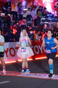 BIB: 832
                            <button type="button" onclick="openModal(21436239)" class="btn btn-primary btn-sm float-right btn-popup" data-toggle="modal" data-target=".modal-high-quality">
                        <i class="fas fa-shopping-cart"></i> Add to Cart
                    </button>
                                            <button type="button" onclick="isThisMe(21436239, true)" class="btn btn-success btn-sm float-right btn-popup btn-isme hidden" data-toggle="tooltip" data-placement="bottom" title="นี่คือรูปของคุณใช่ไหม คลิกที่นี่เพื่อเอาเข้าอัลบั้ม">
                        <i class="fas fa-plus"></i> Add to album
                    </button>
                    <button type="button" onclick="isThisMe(21436239, false)" class="btn btn-warning btn-sm float-right btn-popup btn-isnotme hidden">
                        <i class="fas fa-ban"></i> Remove from album
                    </button>