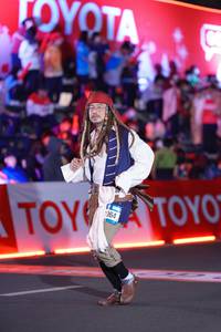 BIB: 064
                            <button type="button" onclick="openModal(21428851)" class="btn btn-primary btn-sm float-right btn-popup" data-toggle="modal" data-target=".modal-high-quality">
                        <i class="fas fa-shopping-cart"></i> Add to Cart
                    </button>
                                            <button type="button" onclick="isThisMe(21428851, true)" class="btn btn-success btn-sm float-right btn-popup btn-isme hidden" data-toggle="tooltip" data-placement="bottom" title="นี่คือรูปของคุณใช่ไหม คลิกที่นี่เพื่อเอาเข้าอัลบั้ม">
                        <i class="fas fa-plus"></i> Add to album
                    </button>
                    <button type="button" onclick="isThisMe(21428851, false)" class="btn btn-warning btn-sm float-right btn-popup btn-isnotme hidden">
                        <i class="fas fa-ban"></i> Remove from album
                    </button>