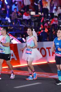 BIB: 45975, 1982
                            <button type="button" onclick="openModal(21436407)" class="btn btn-primary btn-sm float-right btn-popup" data-toggle="modal" data-target=".modal-high-quality">
                        <i class="fas fa-shopping-cart"></i> Add to Cart
                    </button>
                                            <button type="button" onclick="isThisMe(21436407, true)" class="btn btn-success btn-sm float-right btn-popup btn-isme hidden" data-toggle="tooltip" data-placement="bottom" title="นี่คือรูปของคุณใช่ไหม คลิกที่นี่เพื่อเอาเข้าอัลบั้ม">
                        <i class="fas fa-plus"></i> Add to album
                    </button>
                    <button type="button" onclick="isThisMe(21436407, false)" class="btn btn-warning btn-sm float-right btn-popup btn-isnotme hidden">
                        <i class="fas fa-ban"></i> Remove from album
                    </button>