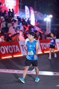 BIB: 42364
                            <button type="button" onclick="openModal(21400883)" class="btn btn-primary btn-sm float-right btn-popup" data-toggle="modal" data-target=".modal-high-quality">
                        <i class="fas fa-shopping-cart"></i> Add to Cart
                    </button>
                                            <button type="button" onclick="isThisMe(21400883, true)" class="btn btn-success btn-sm float-right btn-popup btn-isme hidden" data-toggle="tooltip" data-placement="bottom" title="นี่คือรูปของคุณใช่ไหม คลิกที่นี่เพื่อเอาเข้าอัลบั้ม">
                        <i class="fas fa-plus"></i> Add to album
                    </button>
                    <button type="button" onclick="isThisMe(21400883, false)" class="btn btn-warning btn-sm float-right btn-popup btn-isnotme hidden">
                        <i class="fas fa-ban"></i> Remove from album
                    </button>