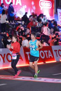 BIB: 43475
                            <button type="button" onclick="openModal(21421892)" class="btn btn-primary btn-sm float-right btn-popup" data-toggle="modal" data-target=".modal-high-quality">
                        <i class="fas fa-shopping-cart"></i> Add to Cart
                    </button>
                                            <button type="button" onclick="isThisMe(21421892, true)" class="btn btn-success btn-sm float-right btn-popup btn-isme hidden" data-toggle="tooltip" data-placement="bottom" title="นี่คือรูปของคุณใช่ไหม คลิกที่นี่เพื่อเอาเข้าอัลบั้ม">
                        <i class="fas fa-plus"></i> Add to album
                    </button>
                    <button type="button" onclick="isThisMe(21421892, false)" class="btn btn-warning btn-sm float-right btn-popup btn-isnotme hidden">
                        <i class="fas fa-ban"></i> Remove from album
                    </button>