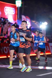 BIB: 1730, 44168
                            <button type="button" onclick="openModal(21426948)" class="btn btn-primary btn-sm float-right btn-popup" data-toggle="modal" data-target=".modal-high-quality">
                        <i class="fas fa-shopping-cart"></i> Add to Cart
                    </button>
                                            <button type="button" onclick="isThisMe(21426948, true)" class="btn btn-success btn-sm float-right btn-popup btn-isme hidden" data-toggle="tooltip" data-placement="bottom" title="นี่คือรูปของคุณใช่ไหม คลิกที่นี่เพื่อเอาเข้าอัลบั้ม">
                        <i class="fas fa-plus"></i> Add to album
                    </button>
                    <button type="button" onclick="isThisMe(21426948, false)" class="btn btn-warning btn-sm float-right btn-popup btn-isnotme hidden">
                        <i class="fas fa-ban"></i> Remove from album
                    </button>