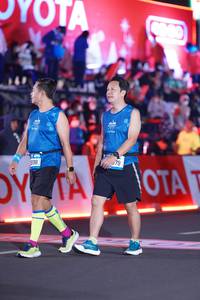 BIB: 116, 398, 0000
                            <button type="button" onclick="openModal(21412322)" class="btn btn-primary btn-sm float-right btn-popup" data-toggle="modal" data-target=".modal-high-quality">
                        <i class="fas fa-shopping-cart"></i> Add to Cart
                    </button>
                                            <button type="button" onclick="isThisMe(21412322, true)" class="btn btn-success btn-sm float-right btn-popup btn-isme hidden" data-toggle="tooltip" data-placement="bottom" title="นี่คือรูปของคุณใช่ไหม คลิกที่นี่เพื่อเอาเข้าอัลบั้ม">
                        <i class="fas fa-plus"></i> Add to album
                    </button>
                    <button type="button" onclick="isThisMe(21412322, false)" class="btn btn-warning btn-sm float-right btn-popup btn-isnotme hidden">
                        <i class="fas fa-ban"></i> Remove from album
                    </button>