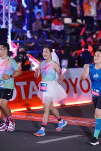 BIB: 45975
                            <button type="button" onclick="openModal(21436411)" class="btn btn-primary btn-sm float-right btn-popup" data-toggle="modal" data-target=".modal-high-quality">
                        <i class="fas fa-shopping-cart"></i> Add to Cart
                    </button>
                                            <button type="button" onclick="isThisMe(21436411, true)" class="btn btn-success btn-sm float-right btn-popup btn-isme hidden" data-toggle="tooltip" data-placement="bottom" title="นี่คือรูปของคุณใช่ไหม คลิกที่นี่เพื่อเอาเข้าอัลบั้ม">
                        <i class="fas fa-plus"></i> Add to album
                    </button>
                    <button type="button" onclick="isThisMe(21436411, false)" class="btn btn-warning btn-sm float-right btn-popup btn-isnotme hidden">
                        <i class="fas fa-ban"></i> Remove from album
                    </button>