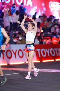 BIB: 65452
                            <button type="button" onclick="openModal(21423815)" class="btn btn-primary btn-sm float-right btn-popup" data-toggle="modal" data-target=".modal-high-quality">
                        <i class="fas fa-shopping-cart"></i> Add to Cart
                    </button>
                                            <button type="button" onclick="isThisMe(21423815, true)" class="btn btn-success btn-sm float-right btn-popup btn-isme hidden" data-toggle="tooltip" data-placement="bottom" title="นี่คือรูปของคุณใช่ไหม คลิกที่นี่เพื่อเอาเข้าอัลบั้ม">
                        <i class="fas fa-plus"></i> Add to album
                    </button>
                    <button type="button" onclick="isThisMe(21423815, false)" class="btn btn-warning btn-sm float-right btn-popup btn-isnotme hidden">
                        <i class="fas fa-ban"></i> Remove from album
                    </button>