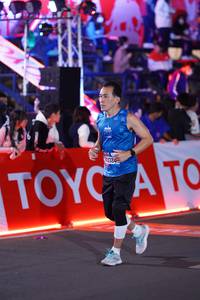 BIB: 13324
                            <button type="button" onclick="openModal(21436892)" class="btn btn-primary btn-sm float-right btn-popup" data-toggle="modal" data-target=".modal-high-quality">
                        <i class="fas fa-shopping-cart"></i> Add to Cart
                    </button>
                                            <button type="button" onclick="isThisMe(21436892, true)" class="btn btn-success btn-sm float-right btn-popup btn-isme hidden" data-toggle="tooltip" data-placement="bottom" title="นี่คือรูปของคุณใช่ไหม คลิกที่นี่เพื่อเอาเข้าอัลบั้ม">
                        <i class="fas fa-plus"></i> Add to album
                    </button>
                    <button type="button" onclick="isThisMe(21436892, false)" class="btn btn-warning btn-sm float-right btn-popup btn-isnotme hidden">
                        <i class="fas fa-ban"></i> Remove from album
                    </button>