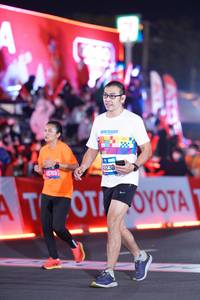 BIB: 57631, 3230
                            <button type="button" onclick="openModal(21414762)" class="btn btn-primary btn-sm float-right btn-popup" data-toggle="modal" data-target=".modal-high-quality">
                        <i class="fas fa-shopping-cart"></i> Add to Cart
                    </button>
                                            <button type="button" onclick="isThisMe(21414762, true)" class="btn btn-success btn-sm float-right btn-popup btn-isme hidden" data-toggle="tooltip" data-placement="bottom" title="นี่คือรูปของคุณใช่ไหม คลิกที่นี่เพื่อเอาเข้าอัลบั้ม">
                        <i class="fas fa-plus"></i> Add to album
                    </button>
                    <button type="button" onclick="isThisMe(21414762, false)" class="btn btn-warning btn-sm float-right btn-popup btn-isnotme hidden">
                        <i class="fas fa-ban"></i> Remove from album
                    </button>